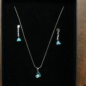 Alexandrite sterling silver pendant and earrings